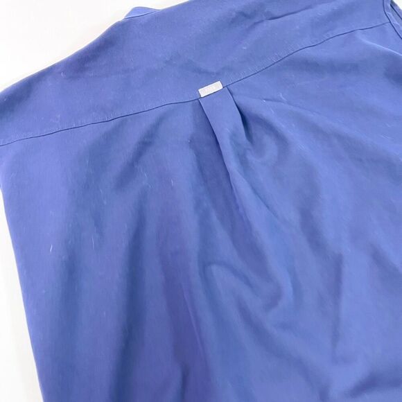 FIGS Technical Collection Tops Womens Medium Blue Solid Sleeveless Scrub Top - Picture 3 of 9